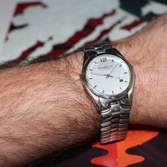 Kenneth Cole Linen Dial Watch - Picture 6 of 6